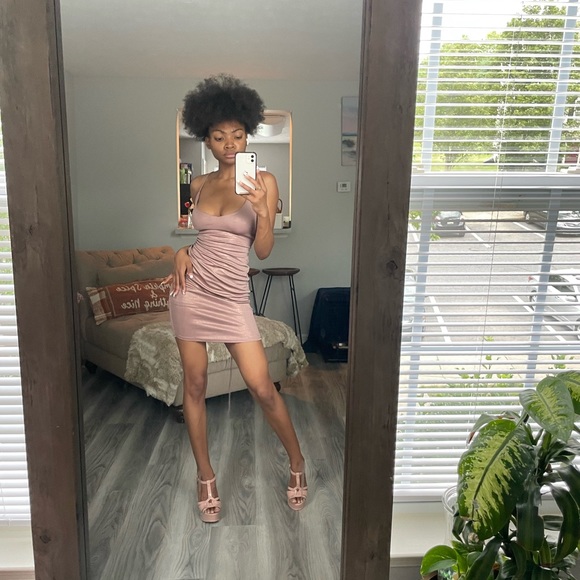 Pale Nude Pink Backless Lace MIDI Dress - Picture 7 of 16